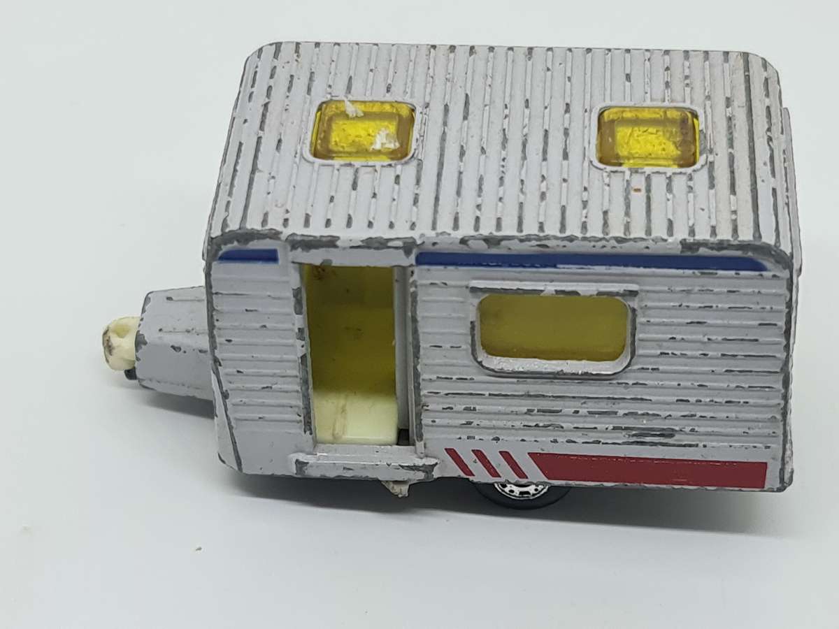 Matchbox no 31 caravan
