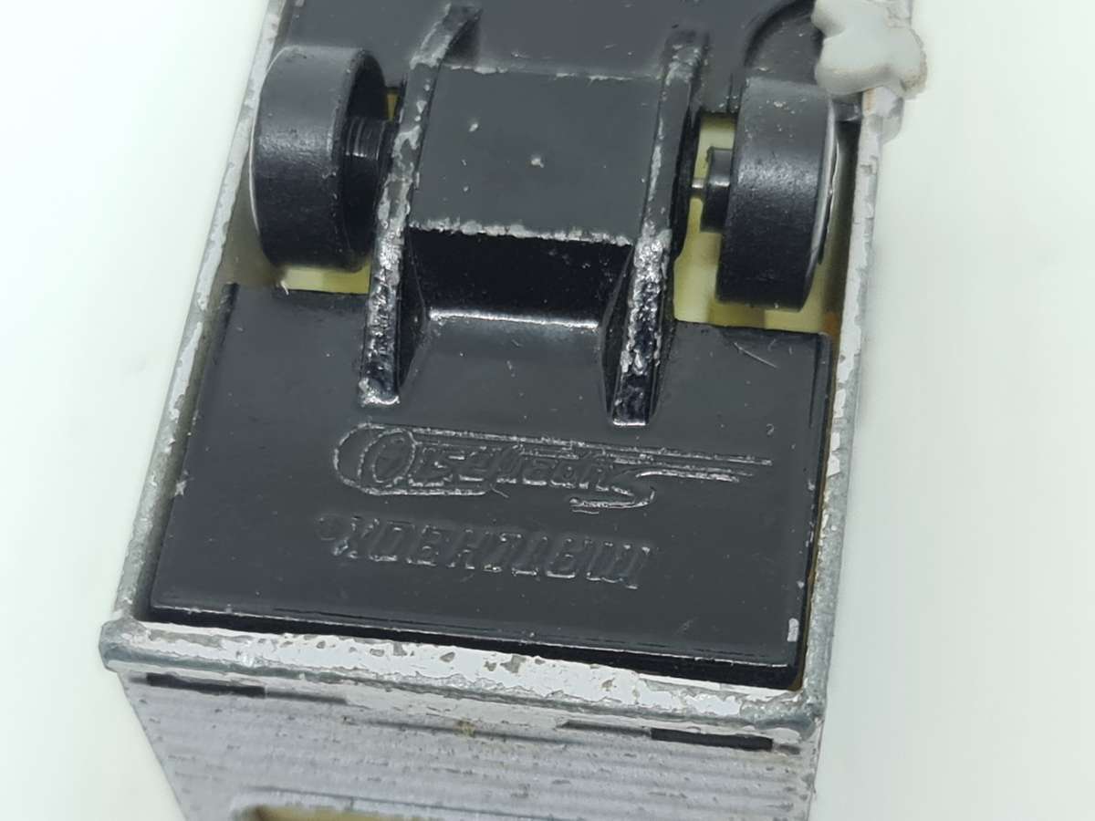 Matchbox no 31 caravan