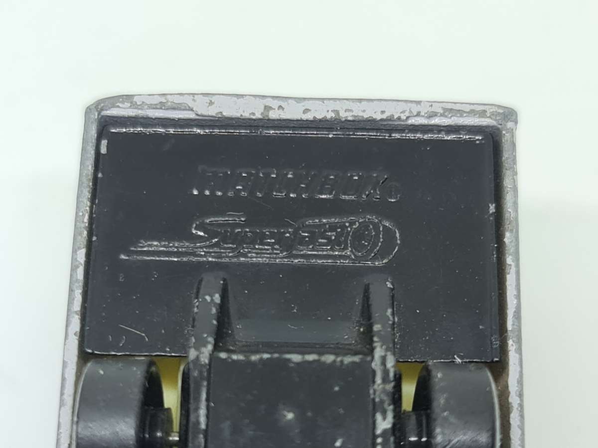 Matchbox no 31 caravan