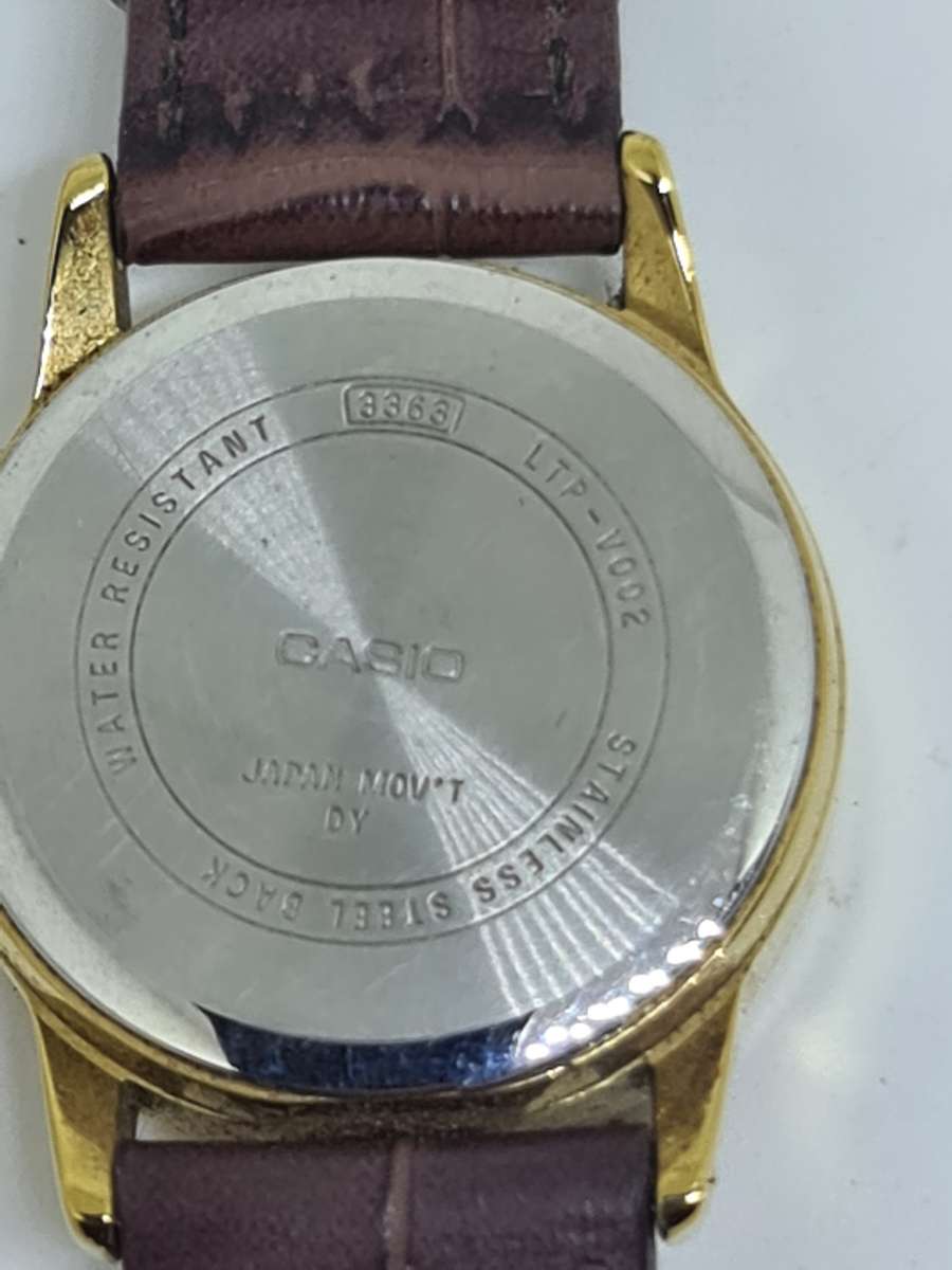 Ladies Casio Quartz Watch with date at three