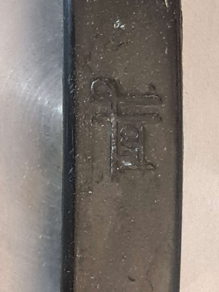 Large Aluminium Hart pot