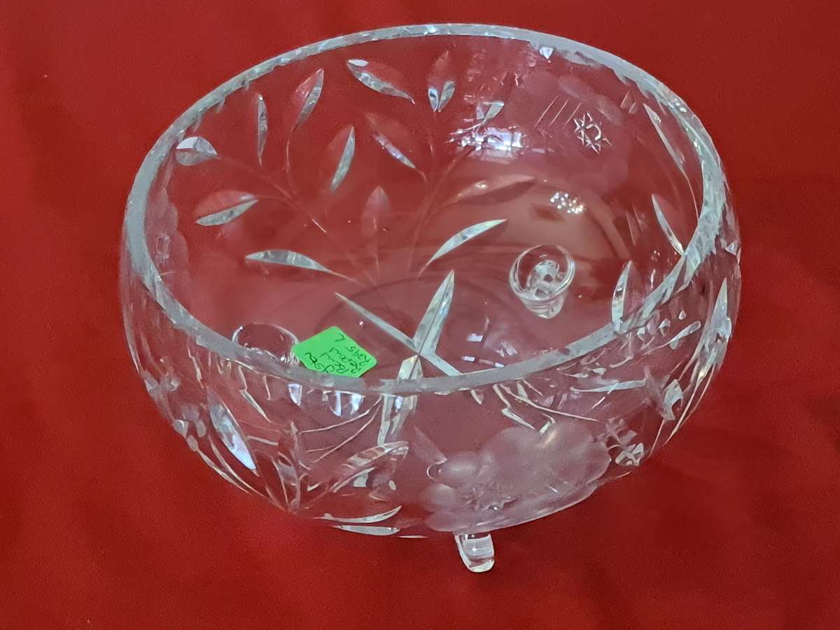 Rose cut Crystal bowl with feet