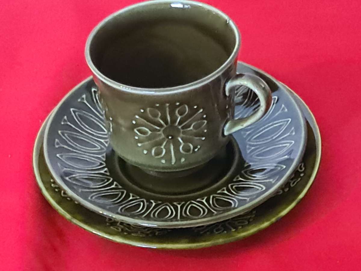 Tams England Green ceramic trio