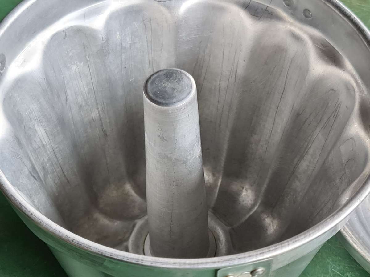 Vintage Steam Pudding Mold