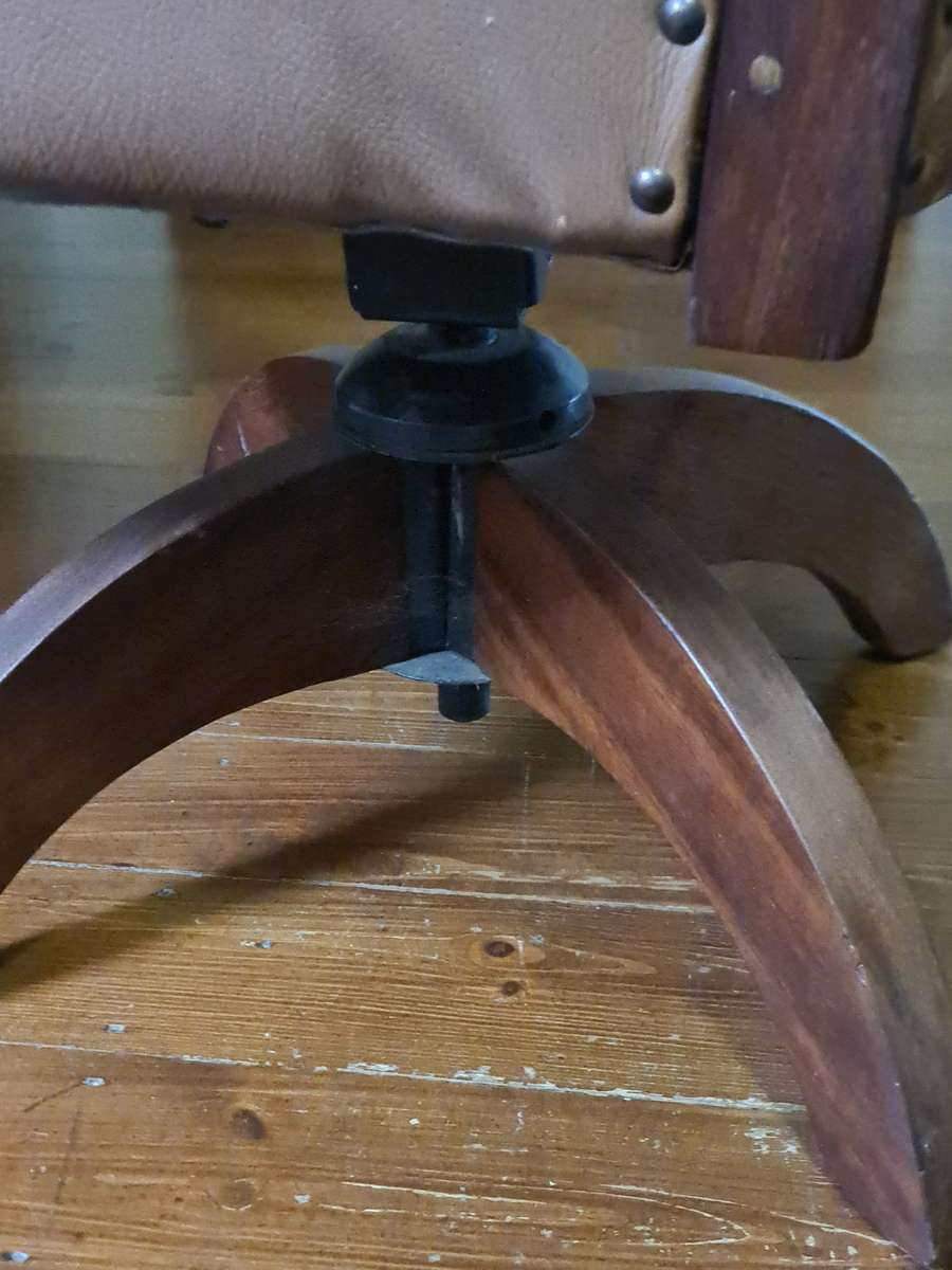 Partridge Wood Swivel Office Chair