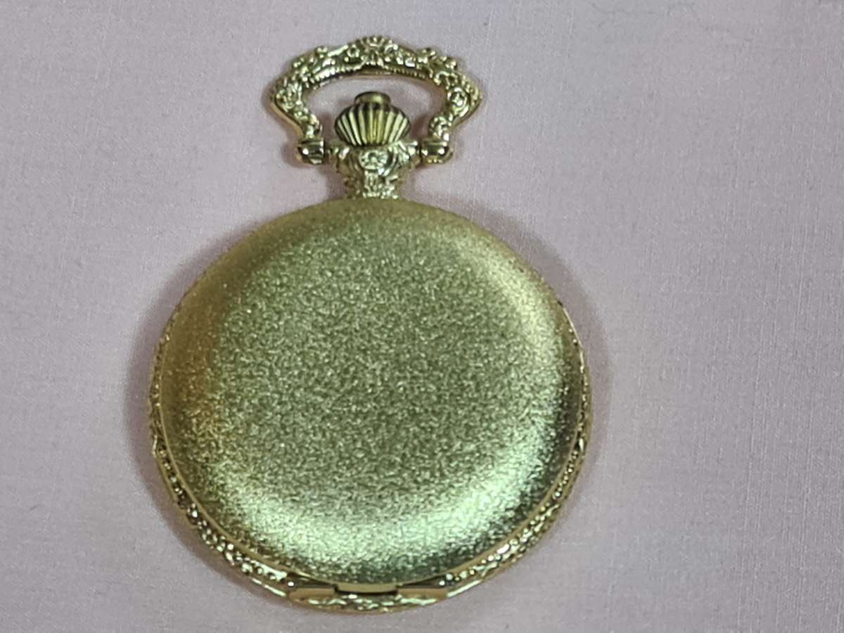 Pocket Watch: Quartz gold tone