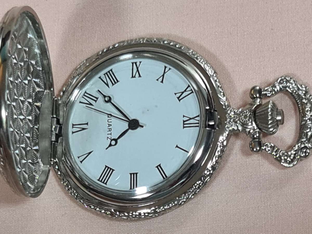 Pocket Watch: Quartz