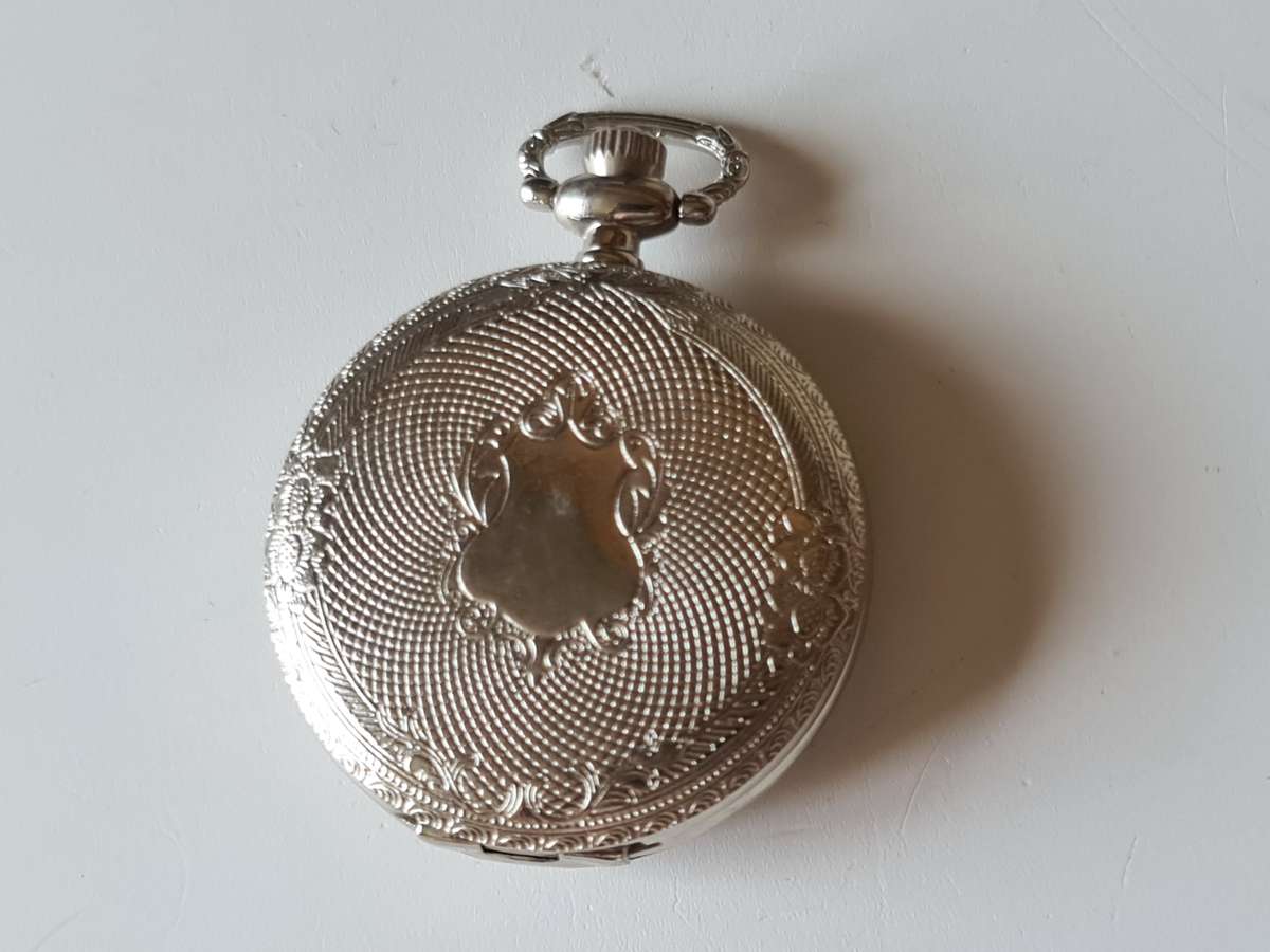 Pocket Watch: Quartz