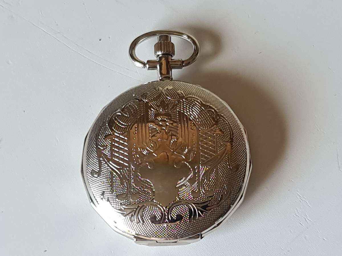 Pocket Watch: Quartz