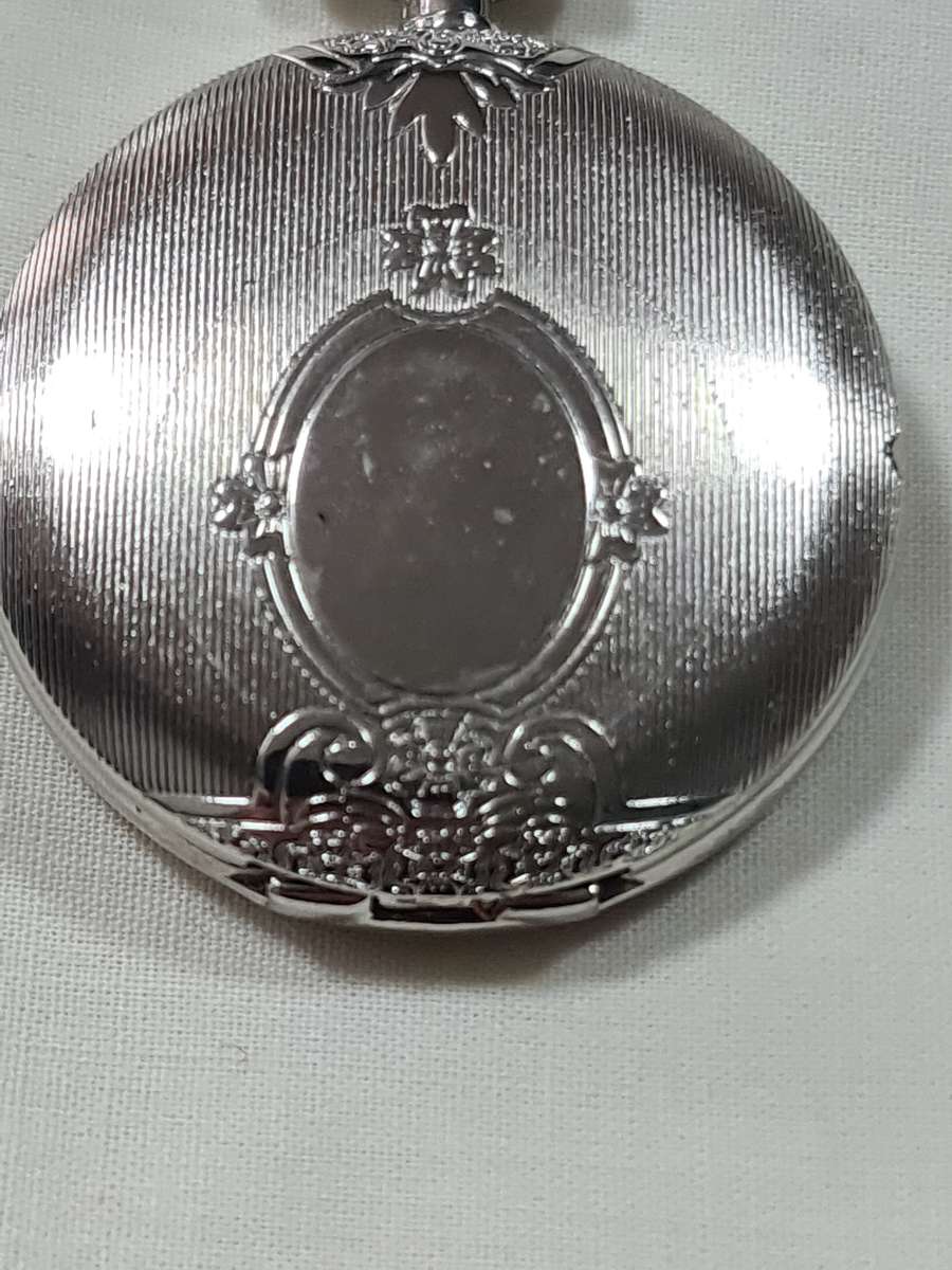 Pocket Watch: Quartz