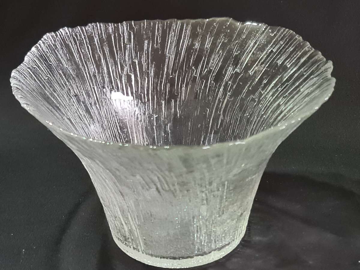 Modernist Scandinavian glass bowl and plate