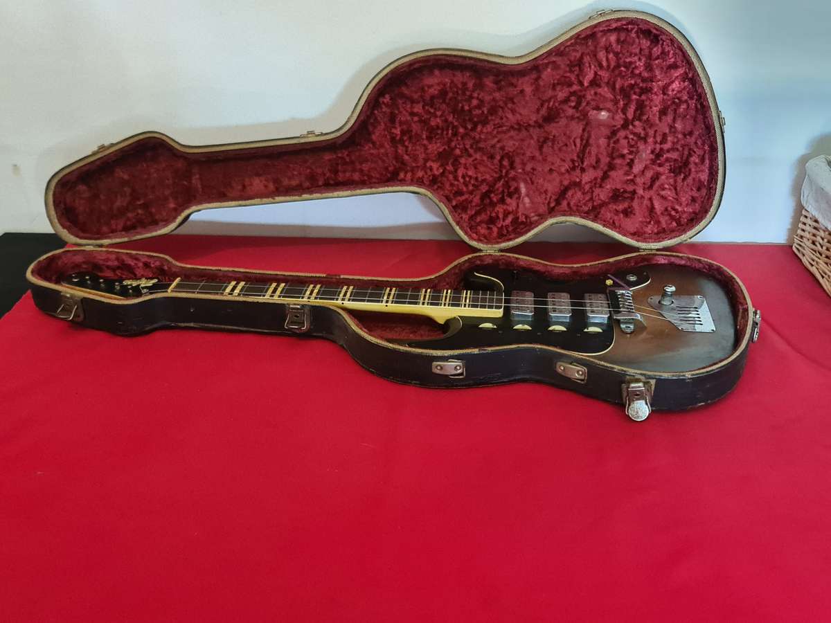 Hofner Guiatar in original box