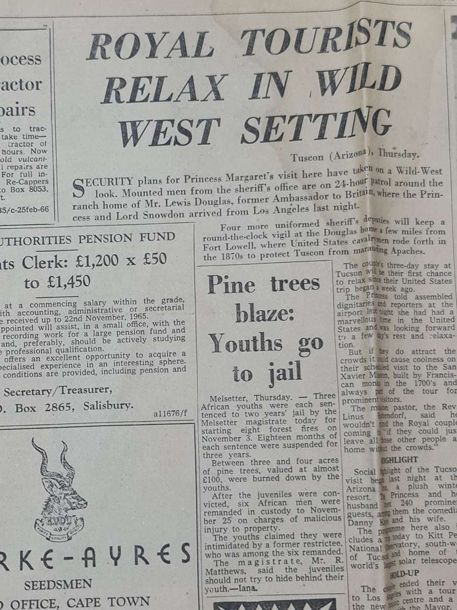 The Chronicle, Bulawayo, Friday, November 12, 1965 News Paper