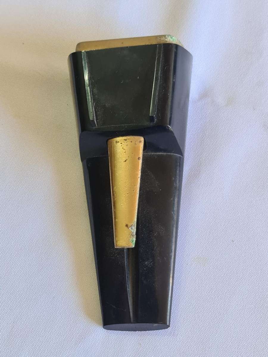Vintage Lighter, Pipe holder and Meerschum pipe