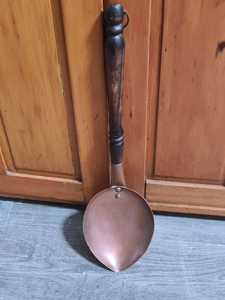 Large de Klerk copper ladle