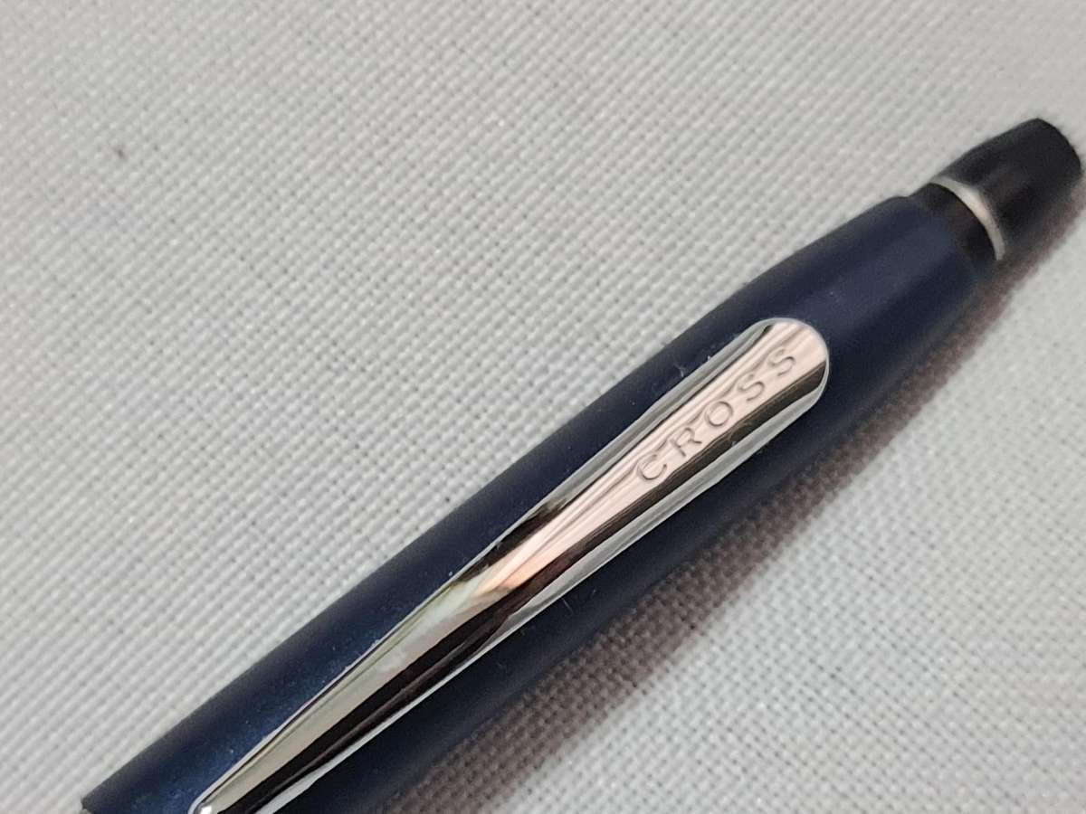 X14 Mixed pens. Cross, Big, Pilot etc.