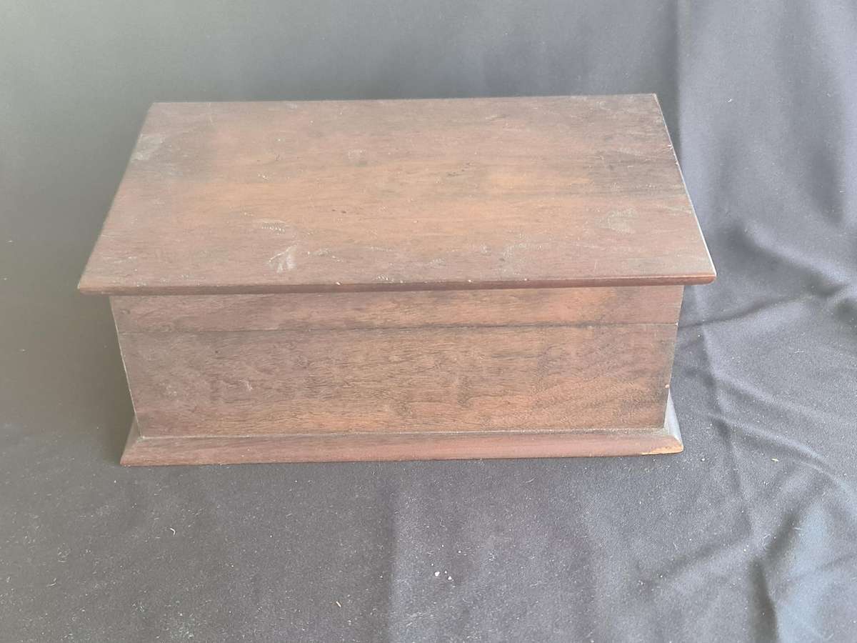 Vintage Stinkwood wooden box