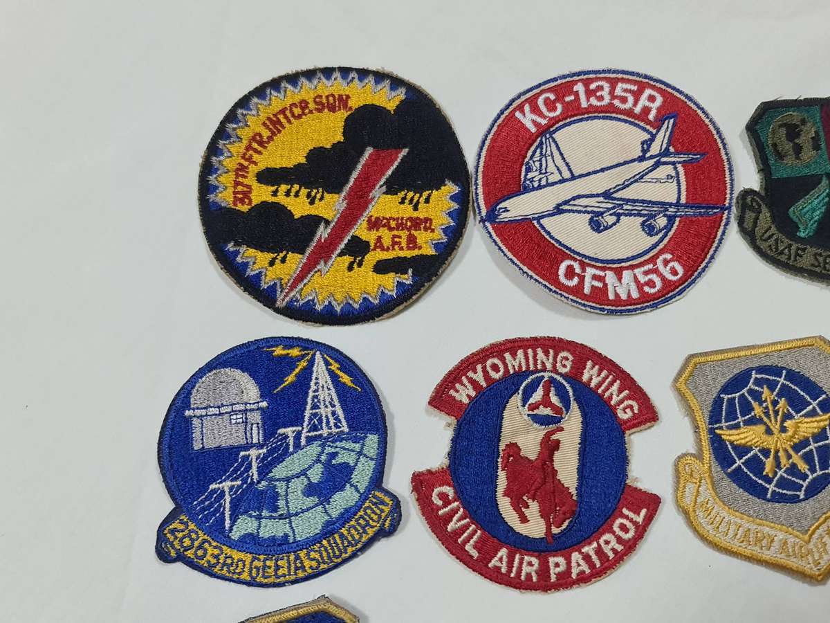 Mixed lot of American patches