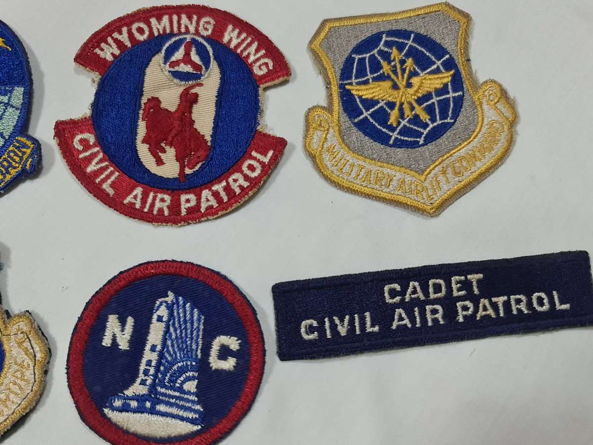 Mixed lot of American patches