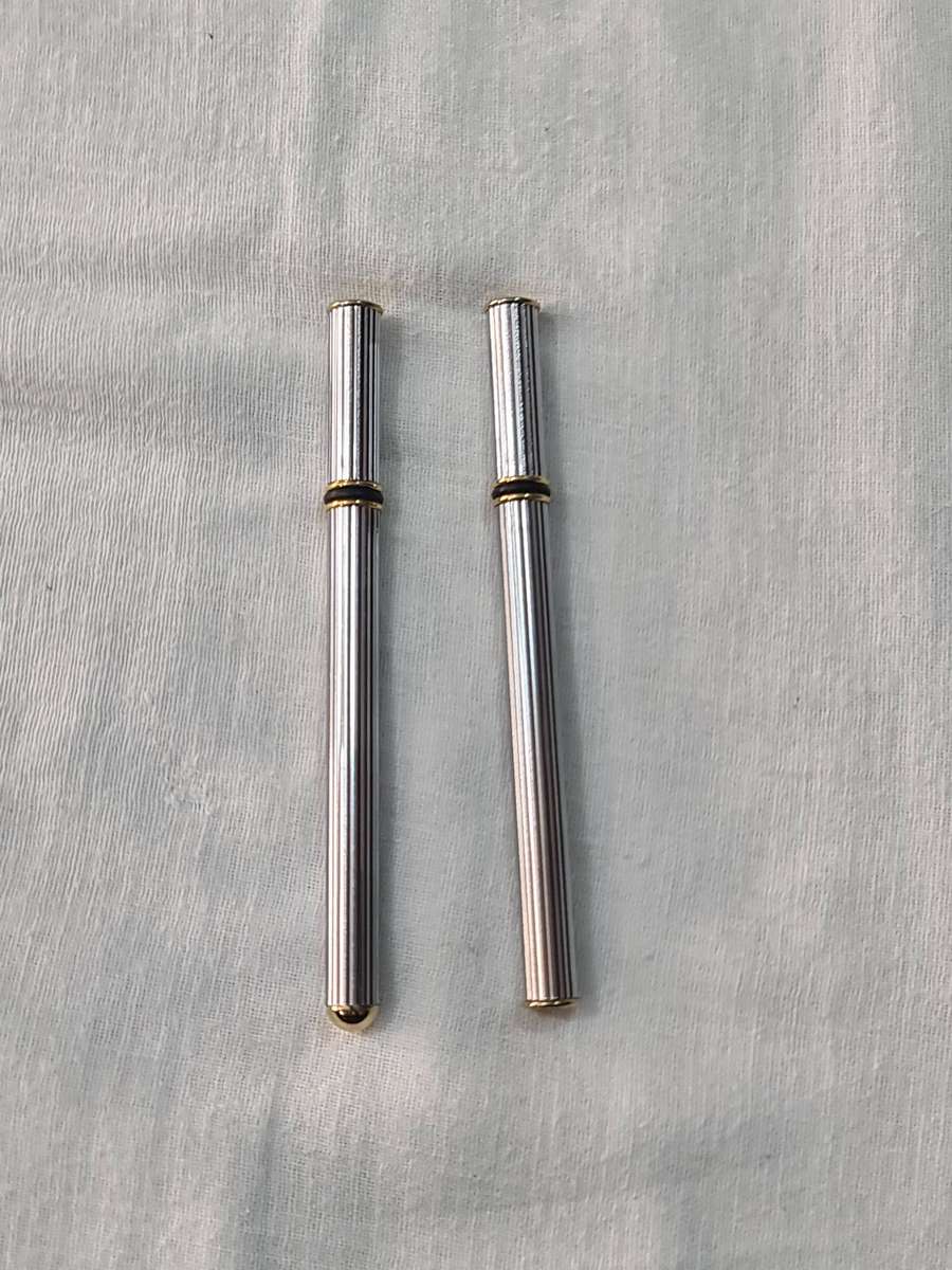 Pen: Unknown make. Pen & Eraser