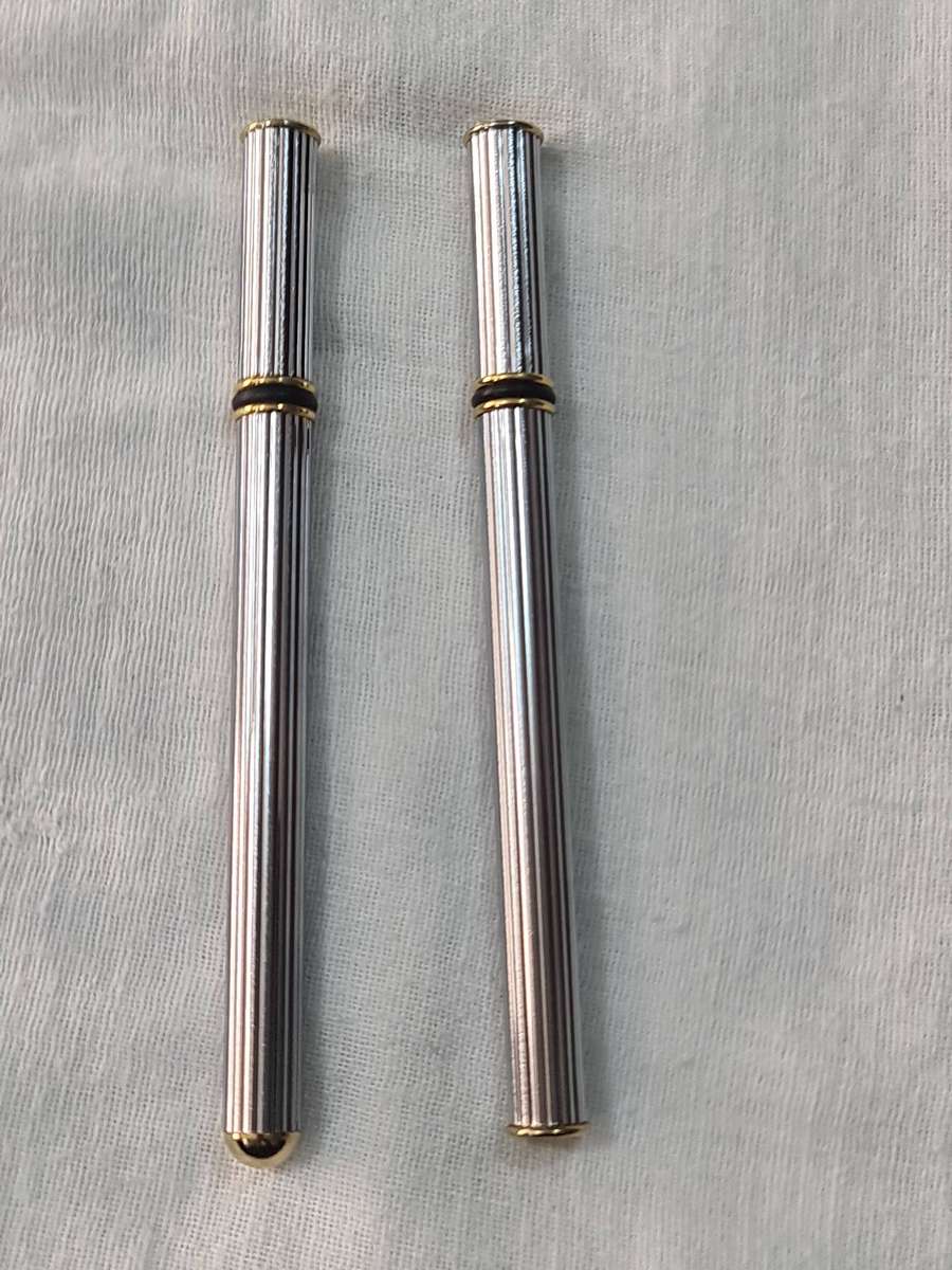 Pen: Unknown make. Pen & Eraser