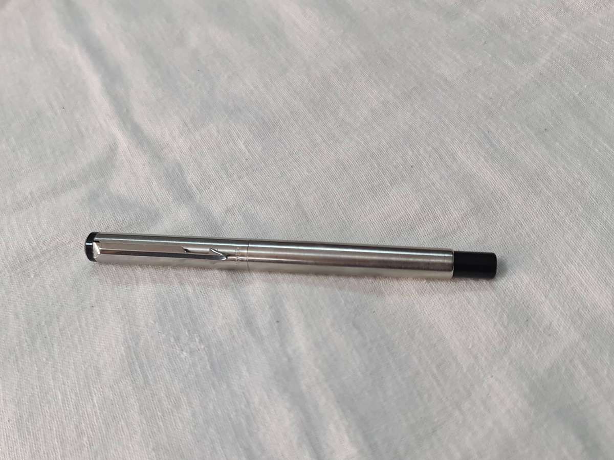 Pen: Vintage Stainless steel parker fountain pen