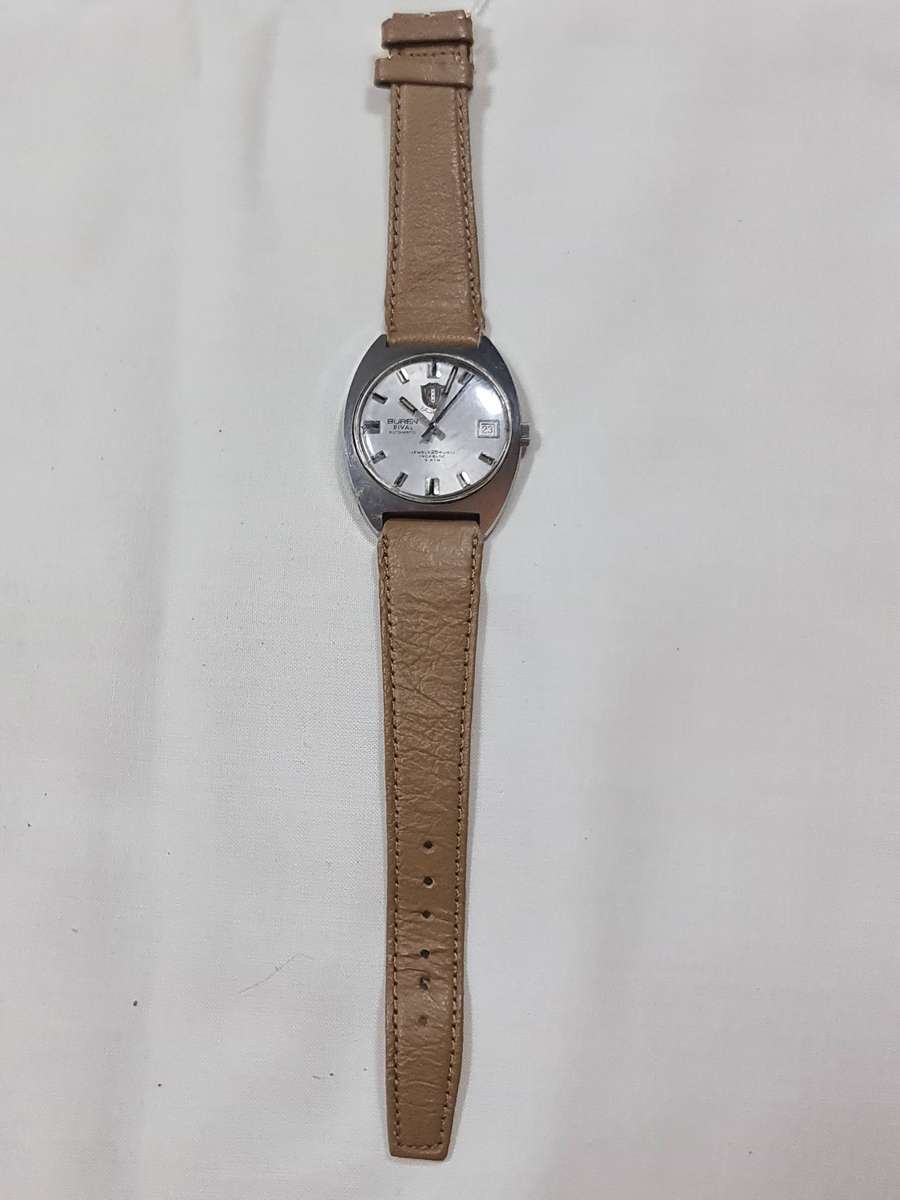 Mens Buren Rival Automatic watch