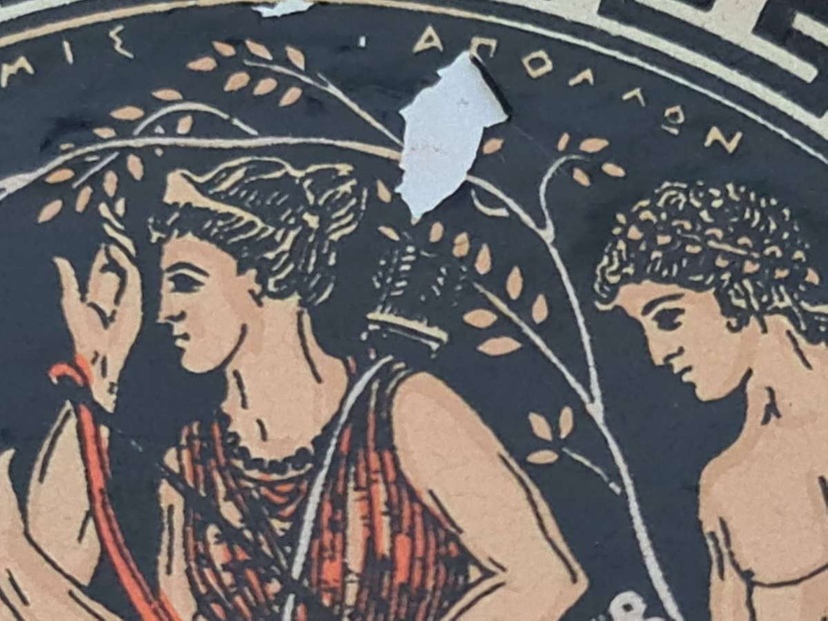 X4 Made in Greece decor plates