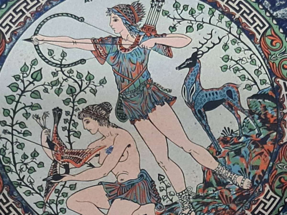 X4 Made in Greece decor plates