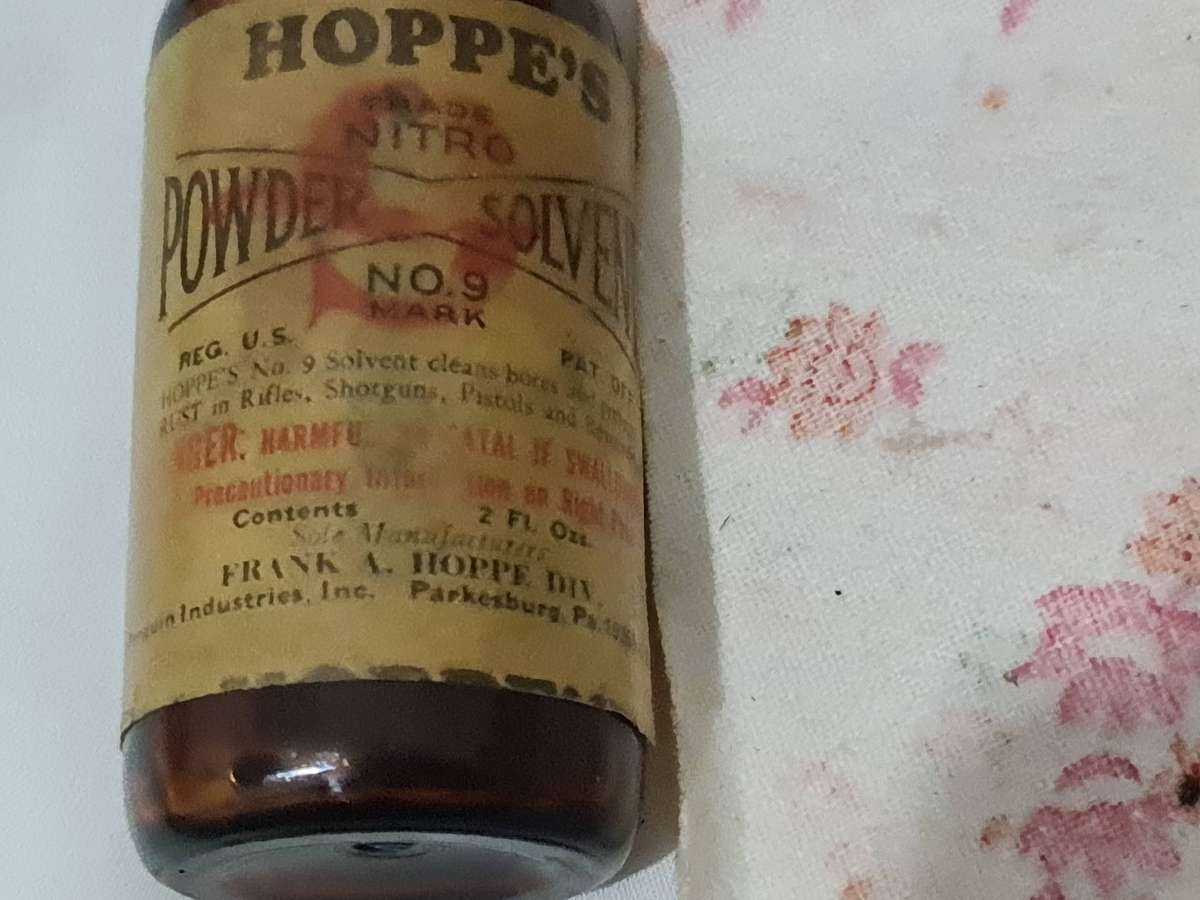 Vintage 1962 Hoppe's long gun and pistol cleaning kit. Incomplete