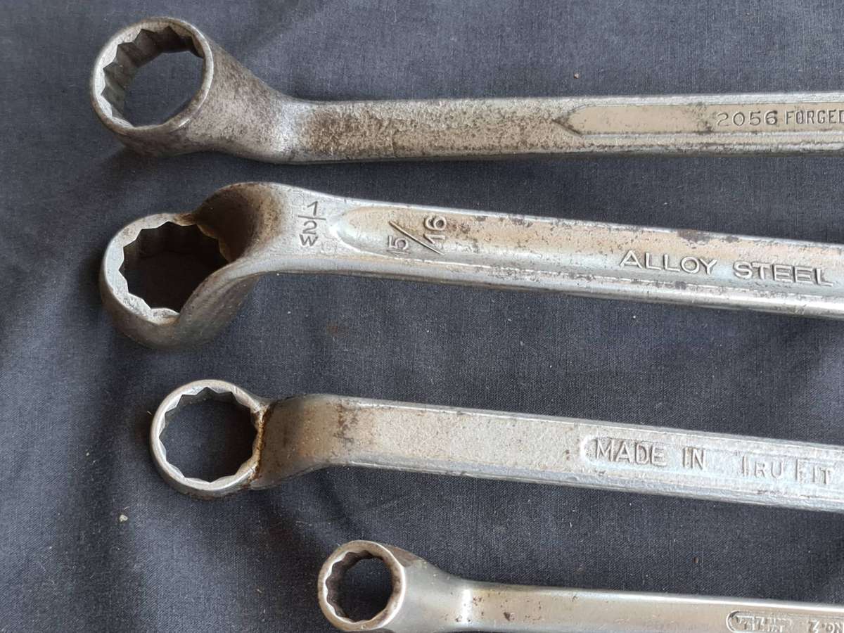 Tools: x4 Vintage double box wrench