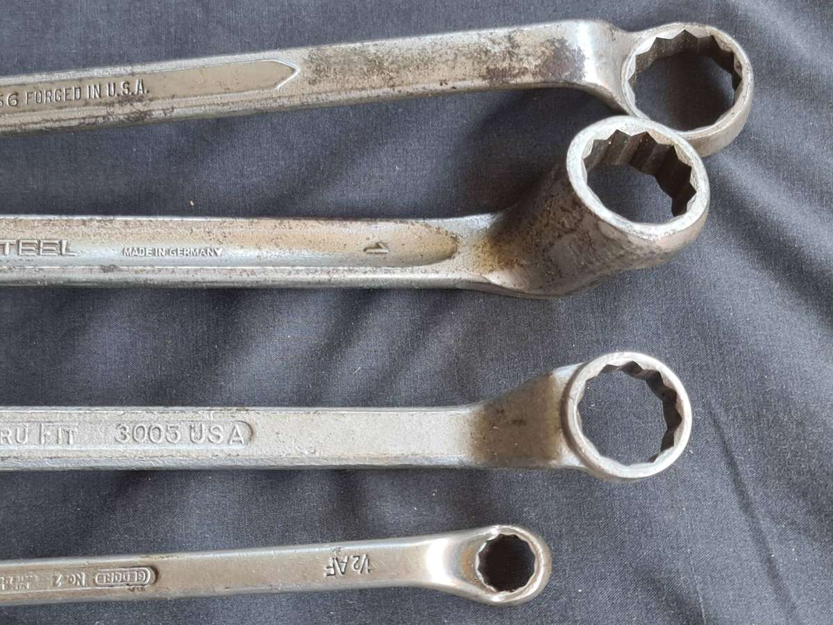 Tools: x4 Vintage double box wrench