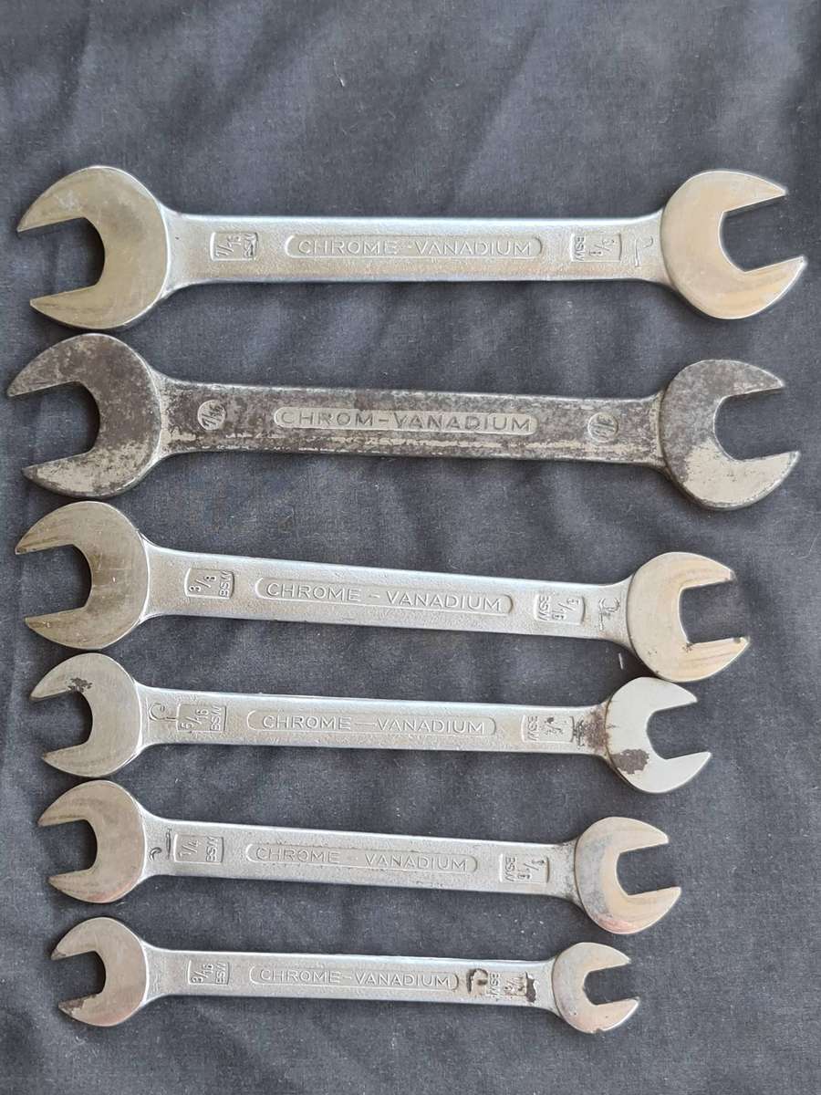 Tools: X6 Chrome-vanadium wrenches