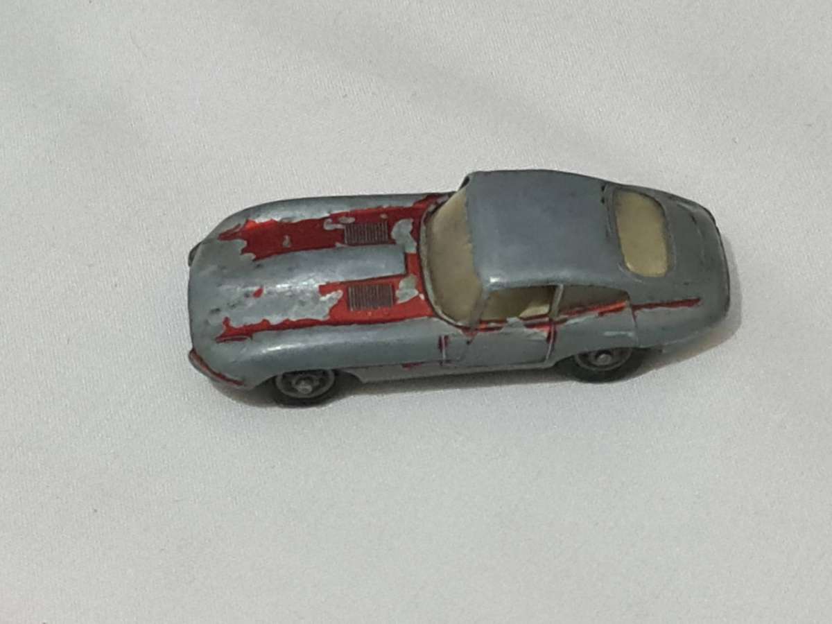 No 32 E-Type Jaguar, Made in Englans, Lesney