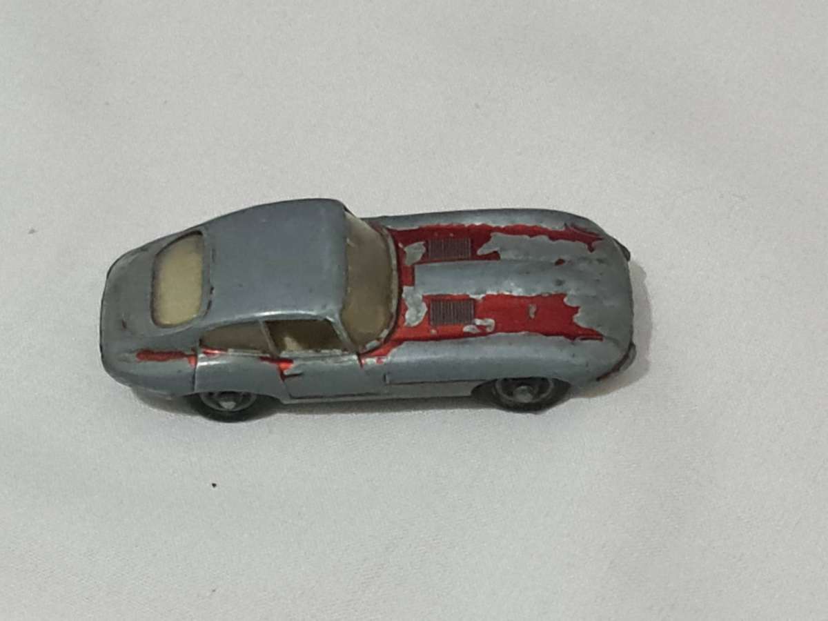 No 32 E-Type Jaguar, Made in Englans, Lesney