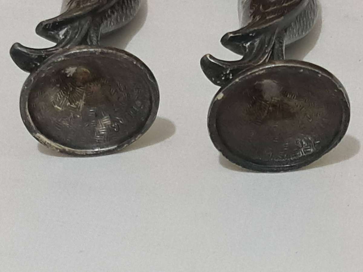 Circa 1930 Viking Bird salt and pepper shakers