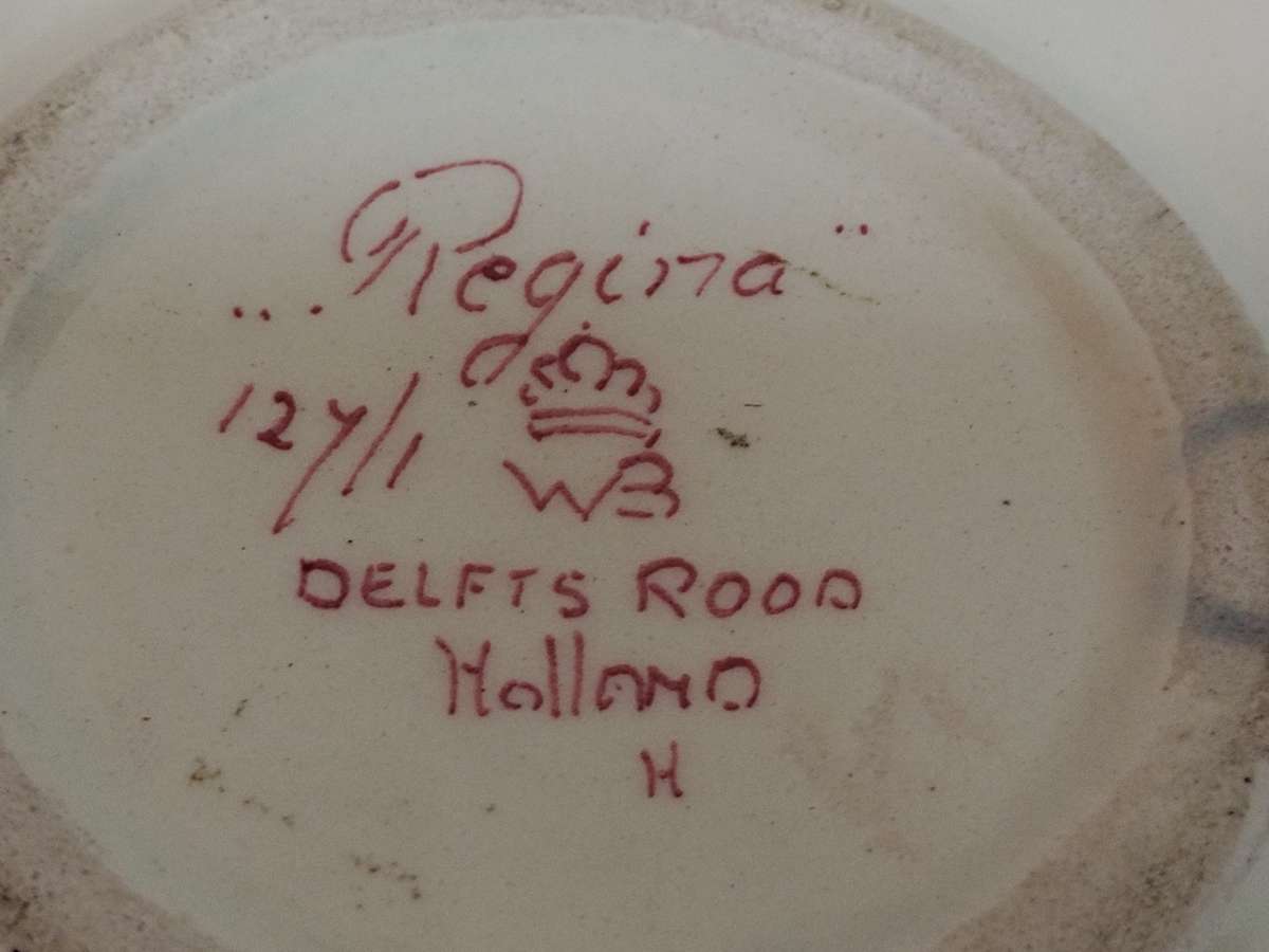 Regina Delft Rood, Made in Holland sweets dish