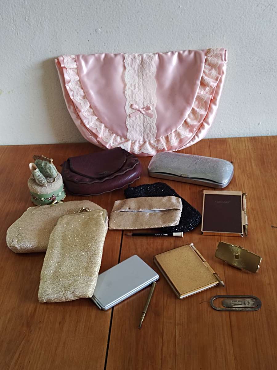 Ladies Vintage items