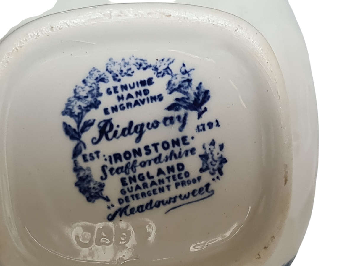 Ridgeway Ironstone Staffordshire England Creamer0