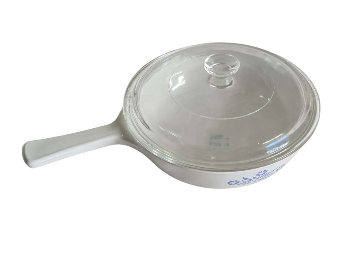 6 1/2 inch Corningware bowl with lid