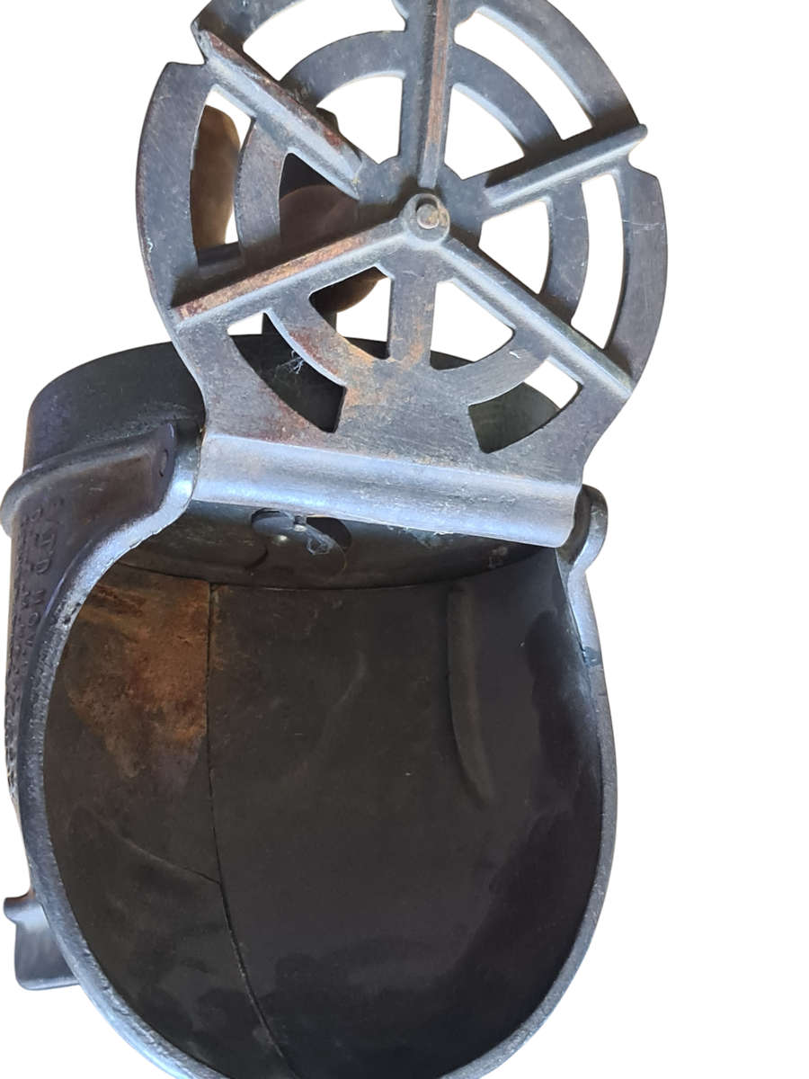 Circa 1900 Universal Vegetable Slicer