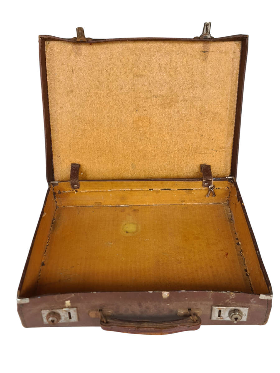 Leather style Artist case