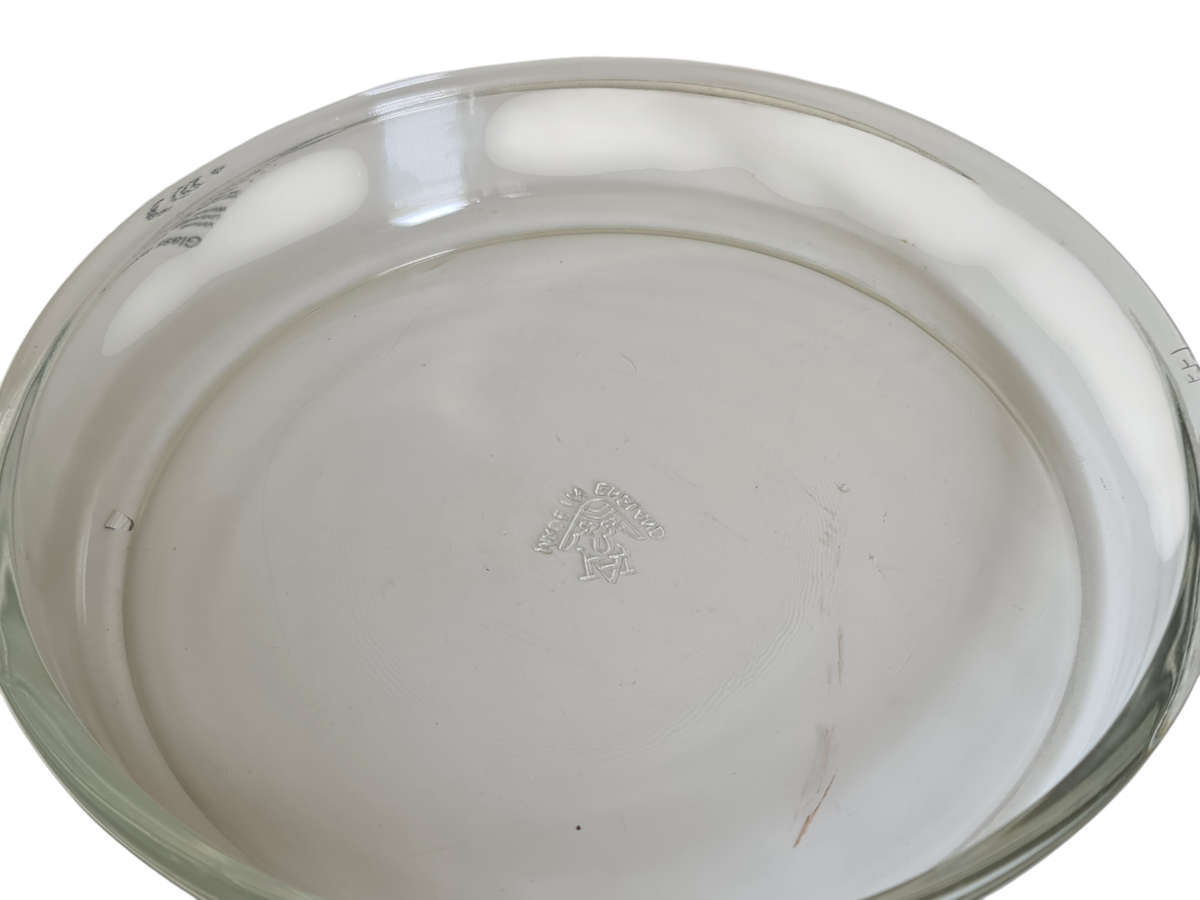 Vintage Pyrex Pie dish