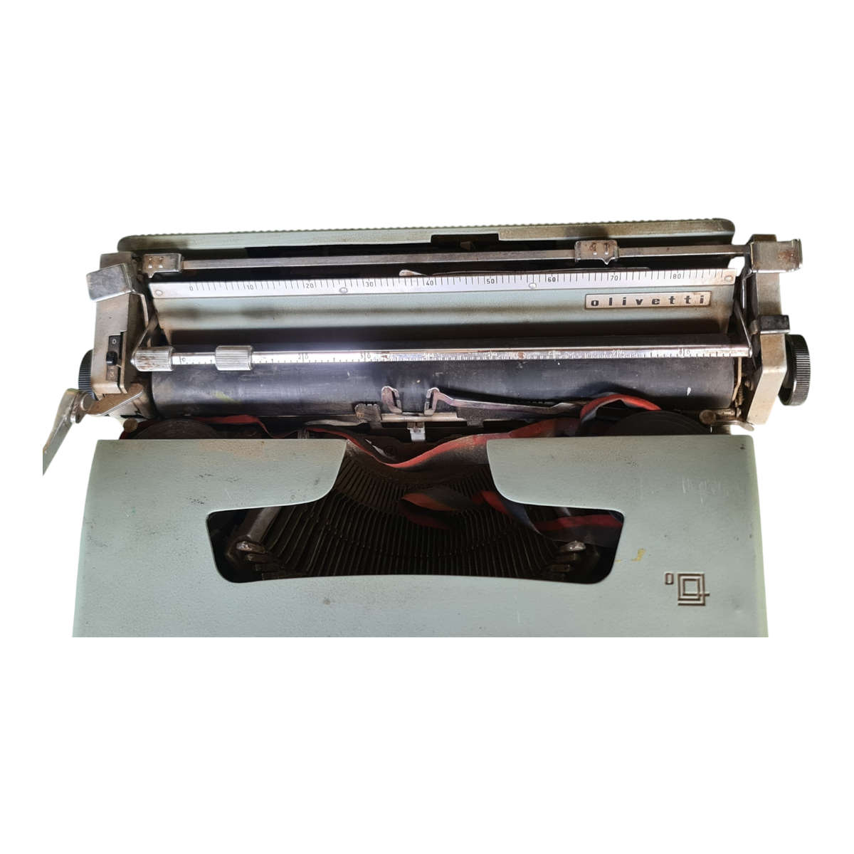 Olivetti Lettara 32 Typewriter