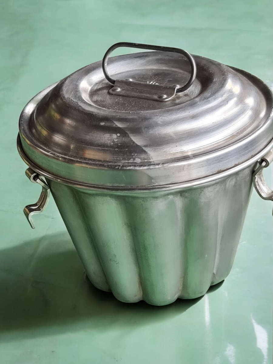 Vintage Steam Pudding Mold