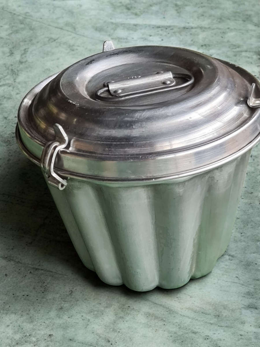 Vintage Steam Pudding Mold