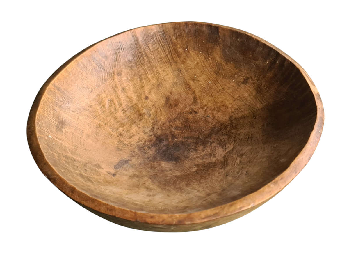 African: Wooden fruit bowl