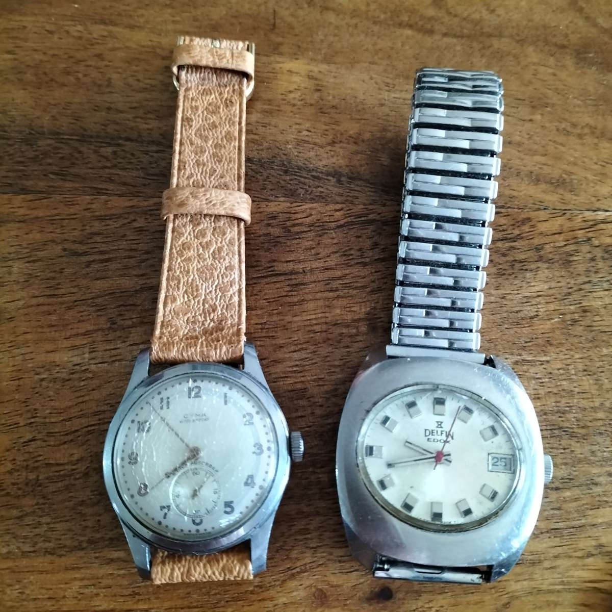 TWO SWISS MEN'S WATCHES. CYMA, DELFIN.
