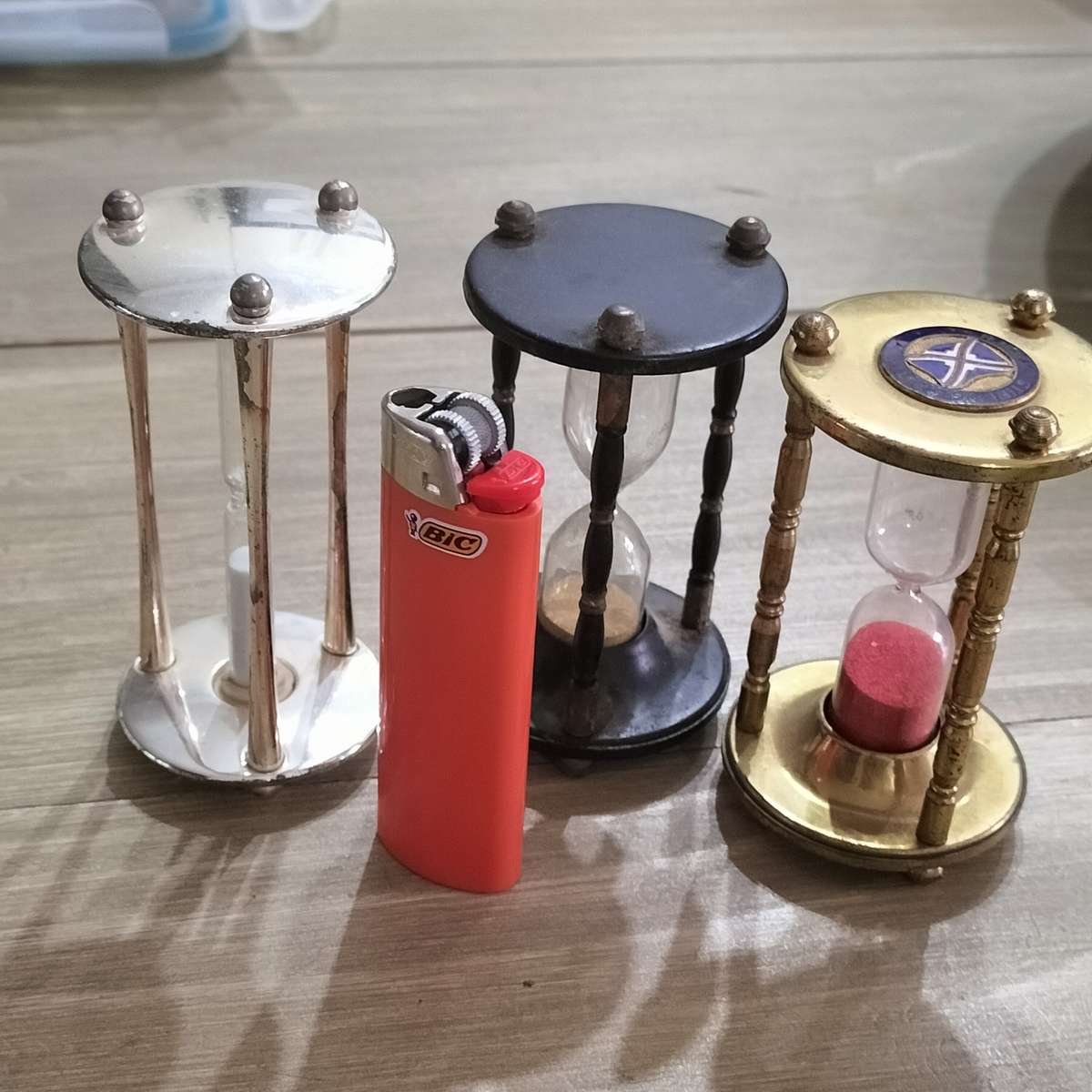 RARE HOUR GLASS COLLECTION.