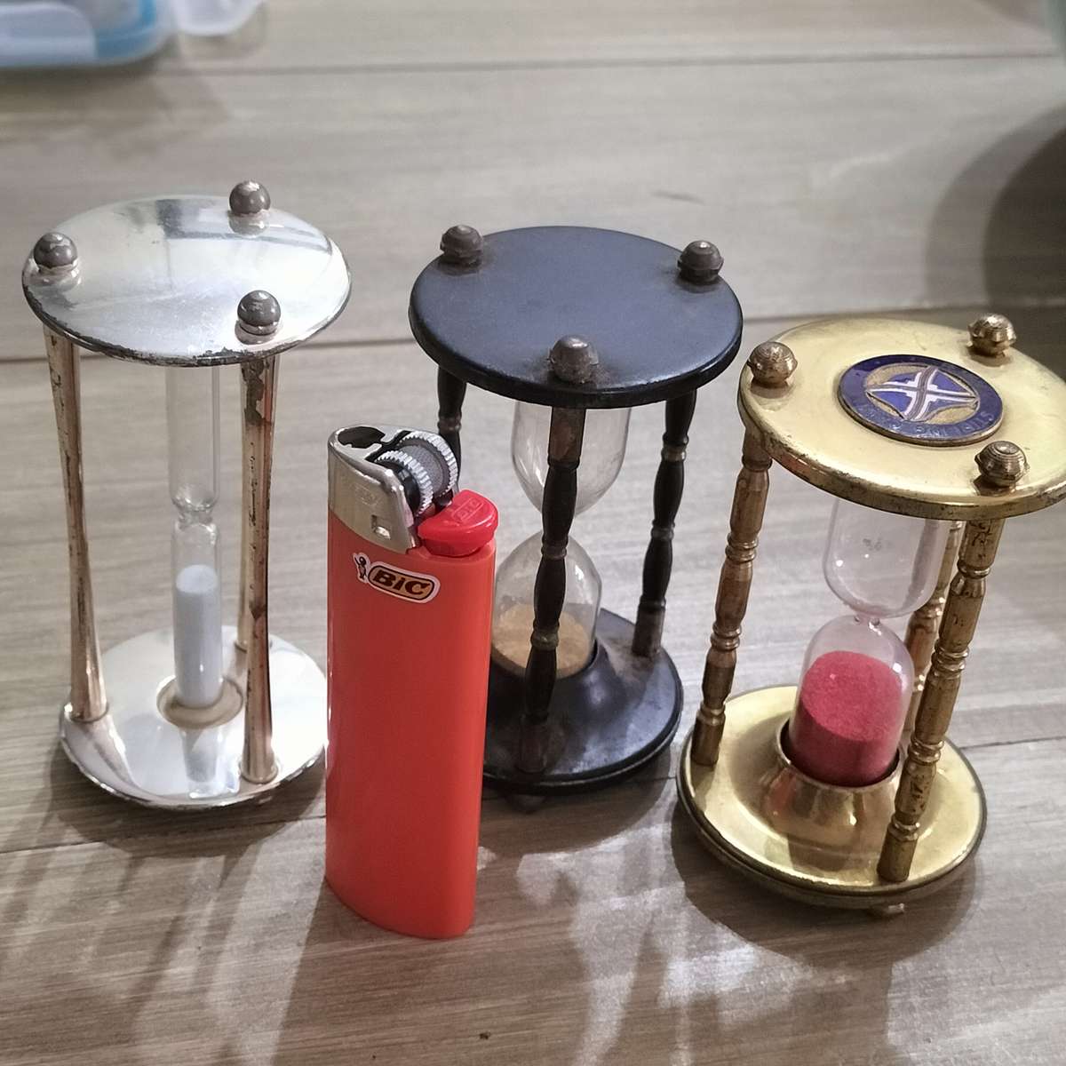 RARE HOUR GLASS COLLECTION.